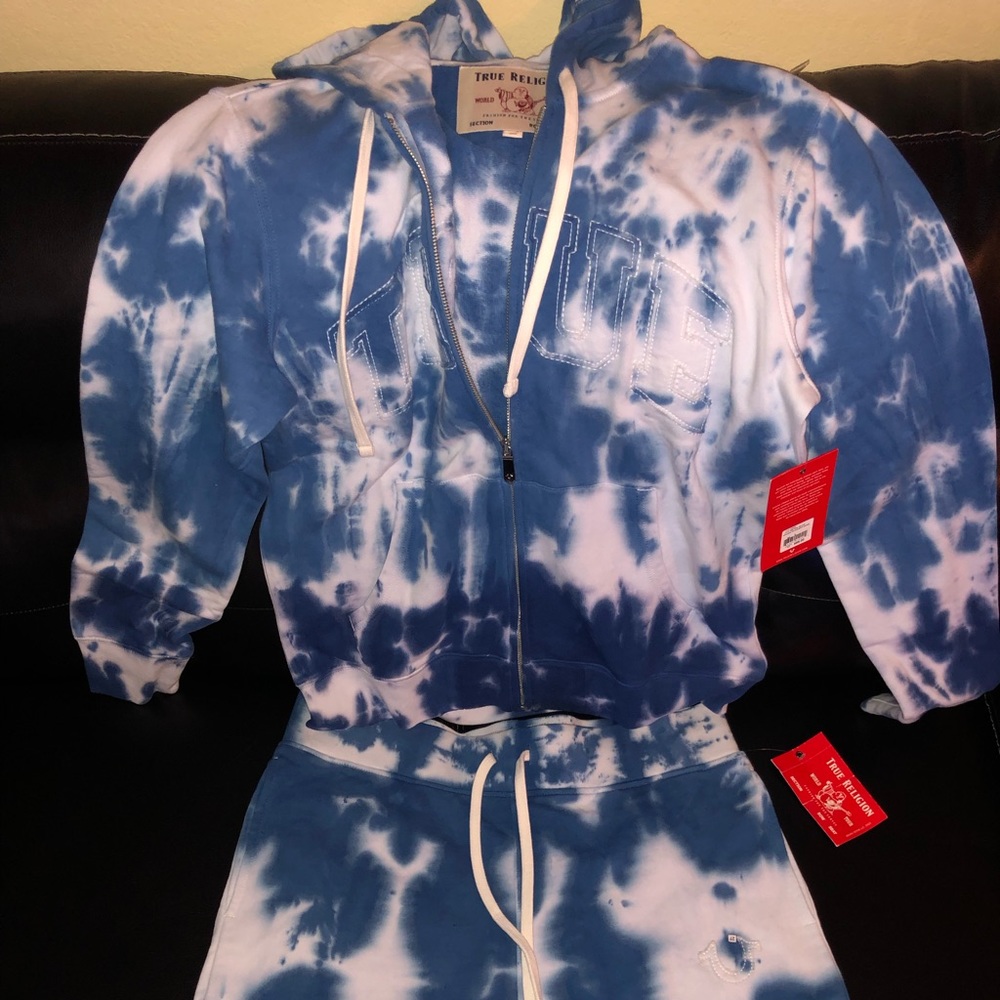 TRUE RELIGION HOODIE AND SHORT SET